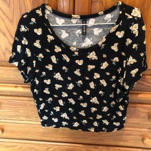 Tilly’s floral crop top